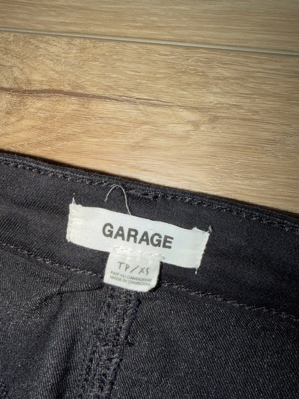 Garage Black Denim Mini Skirt with Raw Hem size xsmall - Picture 5 of 6